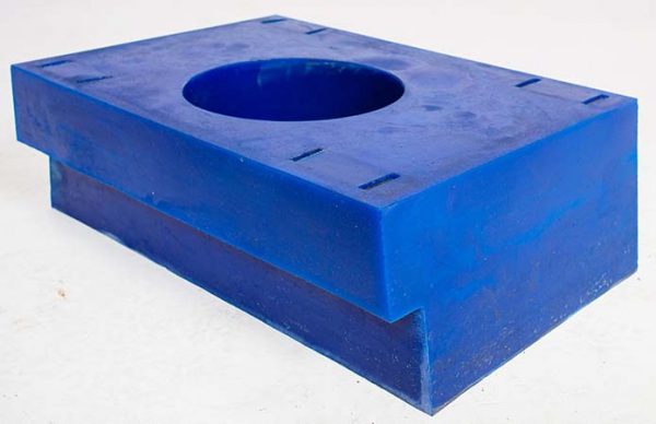 Example of blue urethane chute liner for mining