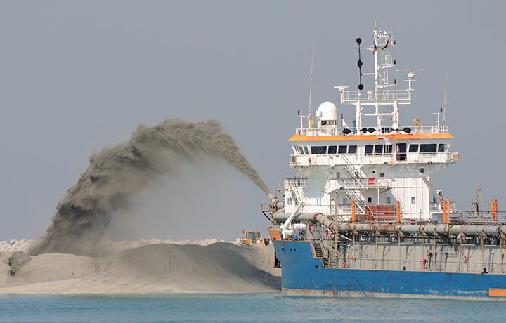 wear materials for dredging